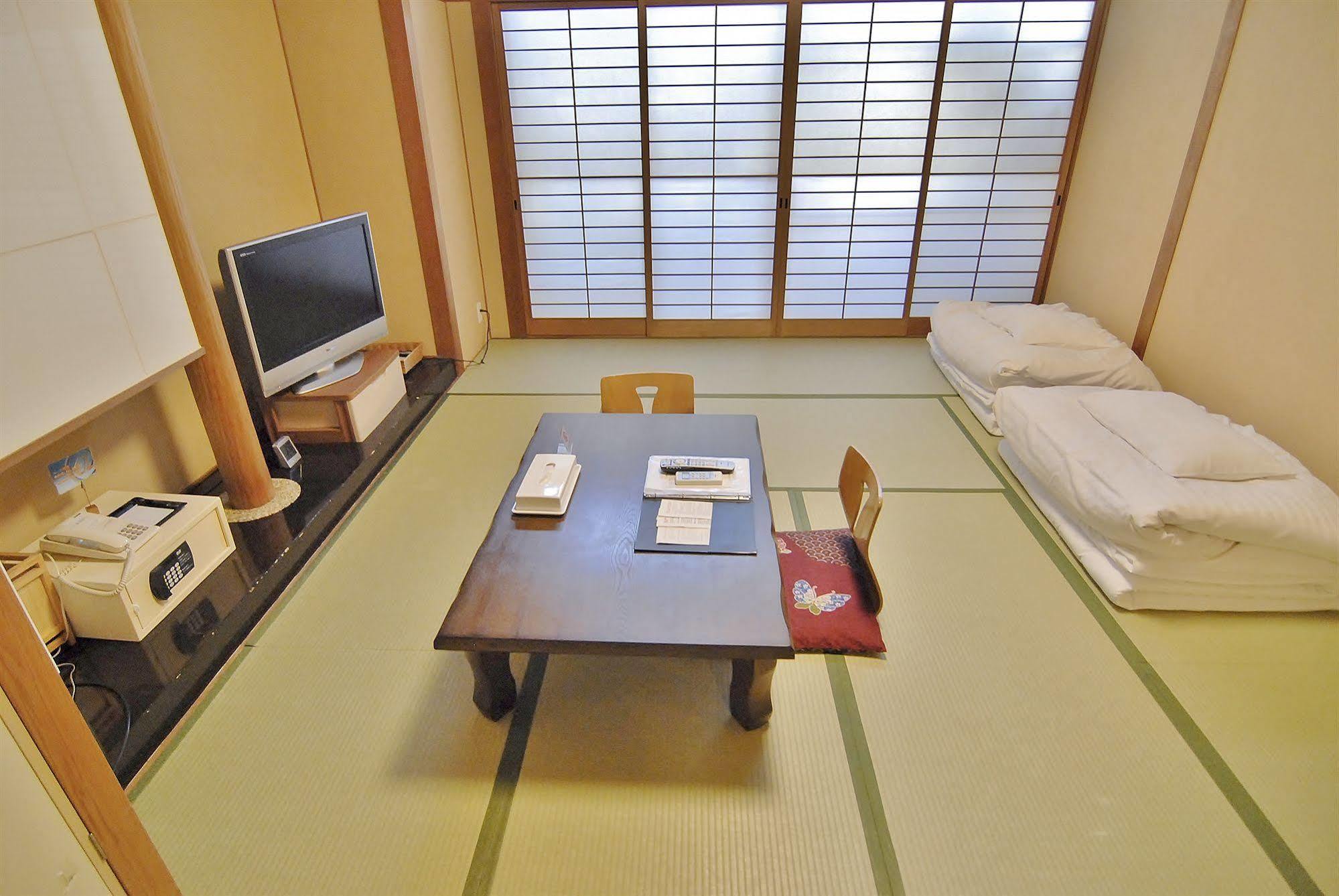Plaza Fuyo Hotel Fukuoka  Zewnętrze zdjęcie